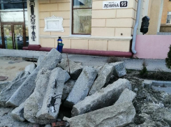 Советских бордюров частично лишится площадь перед «Царицынской оперой» в Волгограде 