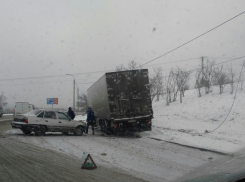 Из-за ДТП у Мамаева кургана оборвалась линия электропередач