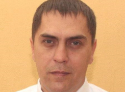 В Волгограде скоропостижно умер 46-летний депутат Николай Белоус