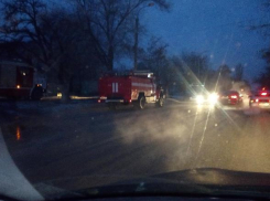 Дом выгорел дотла в Ворошиловском районе Волгограда