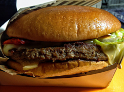 «Макдоналдс» разочаровал Волгоградское УФАС размером бургеров