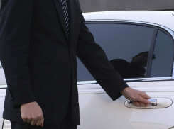 Волгоградские чиновники выбирают жемчужно-белый седан не дешевле 1,6 млн. рублей 