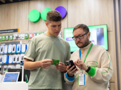 Операторы связи увеличили долю SIM-карт с российской ОС