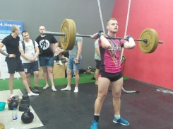 Соревнования по кроссфиту прошли в Волгограде в честь Дня России