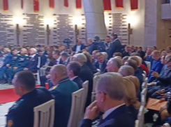 Что творилось в Триумфальном зале перед инаугурацией Бочарова: сюда позвали лишь избранных 