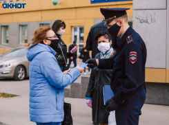 13% жителей Волгоградской области высказались за повышение штрафов для нарушителей антикоронавирусных мер