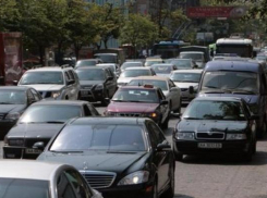 В Волгограде из-за Дня космонавтики закроют движение по улице Чуйкова 