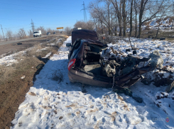В Волгограде погиб водитель разорванной пополам LADA