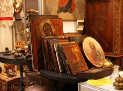 Под Волгоградом девушка и два ее друга получат сроки за кражу старинных икон из монастыря