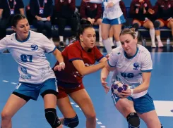 Серию плей-офф волгоградские гандболистки начали с поражения