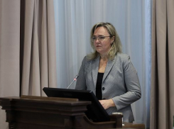 Загадочную блондинку снова выдвигают управлять волгоградским госимуществом