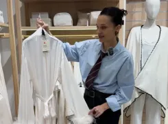 В поисках идеального подарка на 8 марта стилист прошлась по ВТЦ