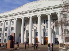 Ректор ВГСПУ пытается спасти вуз от научного позора