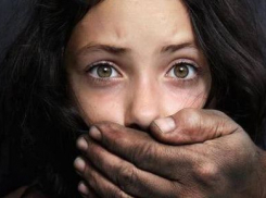 Подростка с 10 лет насиловал отчим-извращенец под Волгоградом