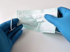 Волгоградцы разместили в соцсетях просьбу волжской школы к аптеке подарить маски и перчатки