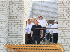 «Почему мы должны приезжать и тыкать, простите, носом?»: губернатор разразился критикой в Михайловке