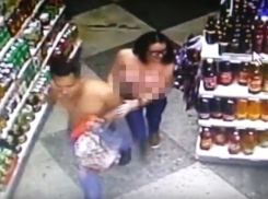 Голая пара шокировала кассира одного из магазинов Волгограда