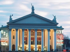 В понедельник КСП огласит данные проверки финансовой деятельности театра НЭТ