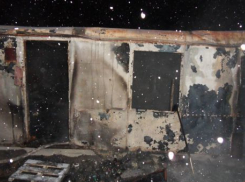 В Волгограде на пожаре из-за электрообогревателя погиб человек