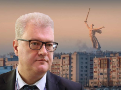 Отшлепавший волгоградских единороссов Дмитрий Орлов  признан лучшим политтехнологом России