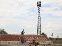 Еще 15 млн рублей нужно найти волгоградскому губернатору на ремонт стадиона «Урожай»