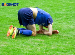 Самые острые моменты игры волгоградского «Ротора» и «Локомотива» на видео