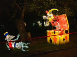 «Тайны сказочных огней» расположились на территории Горсада