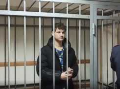 Домой просится один из трио 18-летних после убийства айтишника в Волгограде