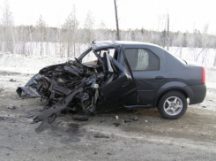 Под Волгоградом в ДТП с Renault пострадали трое