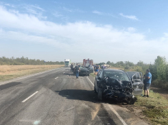 Человек погиб, шестеро пострадали в ДТП под Волгоградом 