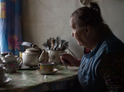 Мужчина пытался вырезать свою семью под Волгоградом: мать погибла на месте