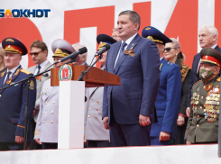 Волгоградский губернатор провёл экстренное совещание после захвата школы