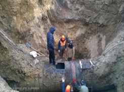 В центре Волгограда перекопали улицу Пархоменко