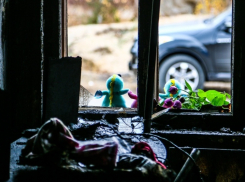 Волгоградка с сыном на руках выпрыгнула со второго этажа, спасаясь от пожара