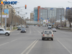 Цены на бензин заморозили в Волгограде 