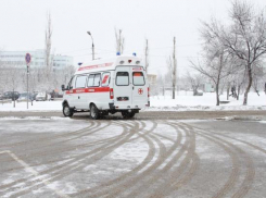 Водитель маршрутки спровоцировал столкновение с автобусом на западе Волгограда