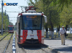 Как работают трамваи и троллейбусы после взрыва на АЗС «Газпрома» в Волгограде