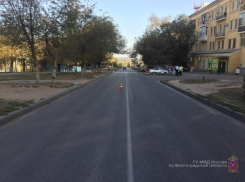 Неуловимого виновника ДТП с пострадавшими разыскивают в Волгограде 