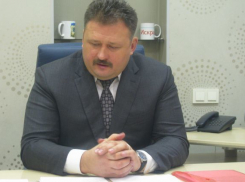 Волгоградского депутата Полицимако со скандалом исключили из фракции «Единая Россия»