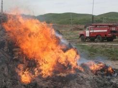 Под Волгоградом сгорела «Газель» и 2 тонны сена