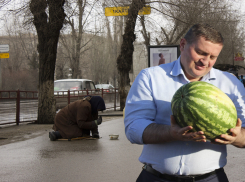 Бочаров не тонет: волгоградский губернатор укрепил позиции в рейтинге влияния глав регионов
