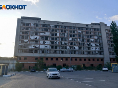 Самое страшное здание Волгограда купили за 11 миллионов рублей