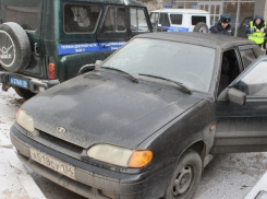 В центре Волгограда двое в масках напали на посетителя кафе «Галерея»