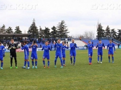 «Ротор-Волгоград» слетает на Кипр за 1 млн 250 тыс. руб