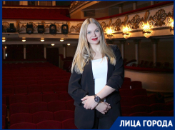 «Не буду позориться и, как в Москве, брать с людей за маску 50 рублей»: директор НЭТа Ангелина Шершень о возрождении театра после локдауна