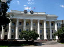 В Волгограде содержание чиновников обойдется на 365 млн дешевле
