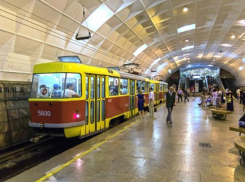 В Волгограде из-за ливня остановлено движение скоростного трамвая 