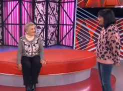 Меж двух огней: подростка из Волгоградской области не могут поделить мама и бабушка