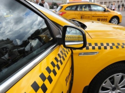 Волгоградцы считают такси самым безопасным транспортом