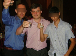 Волгоградскую консерваторию возглавил юрист со стаканом